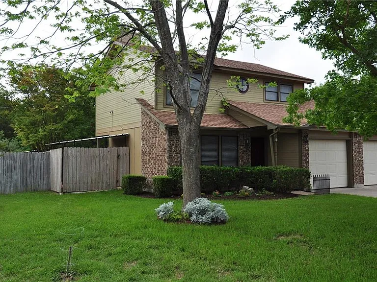 13405 Saddlebrook Trl #B — Photo 5