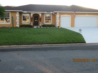 26626 Bermuda Dr, Tavares, FL 32778