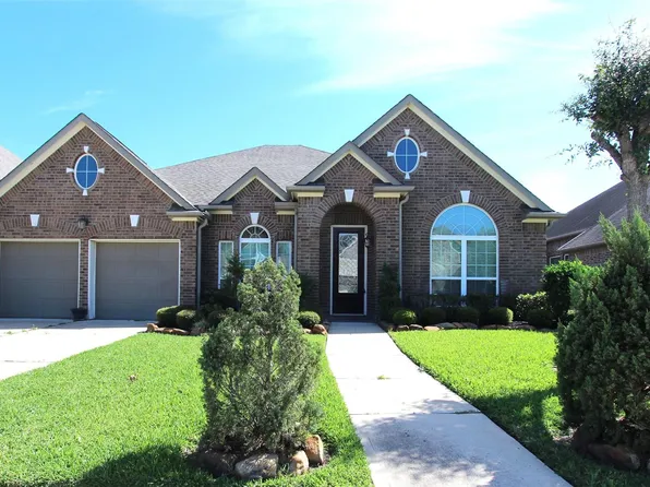 2209 Rocky Shores Ln, Houston, TX 77089