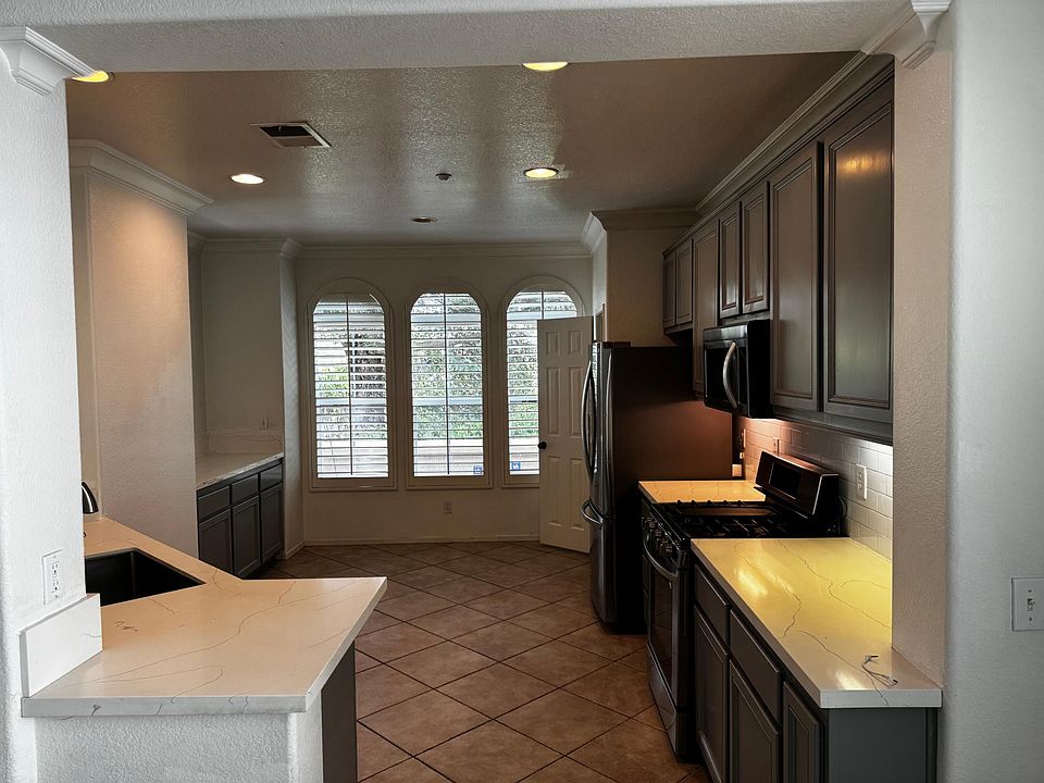 spacious kitchen