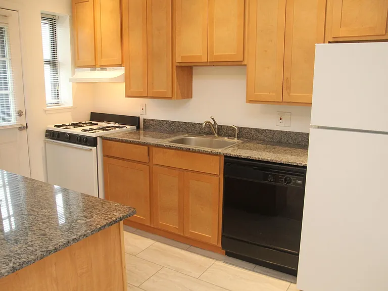 821 Westgate Ave #2S — Photo 7
