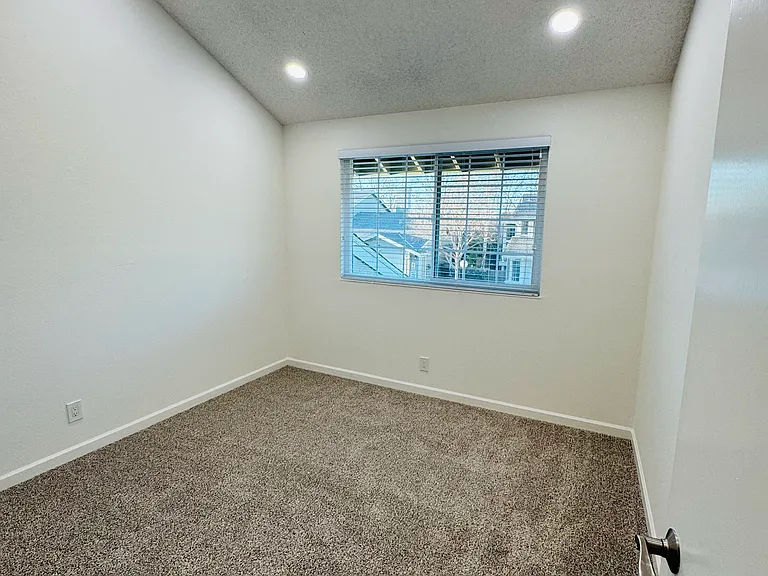 4831 Touchstone Ter — Photo 24