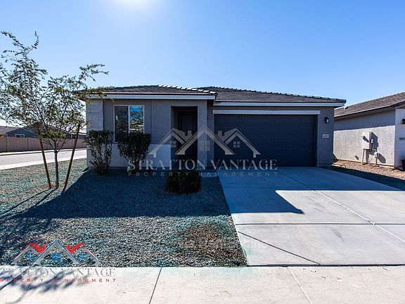 3rd image of 36005 W San Clemente Ave
