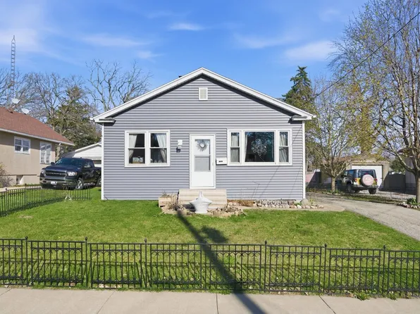 1306 Crosat St, La Salle, IL 61301