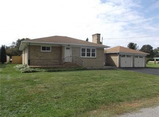 2906 Hampshire Rd, Erie, PA 16506
