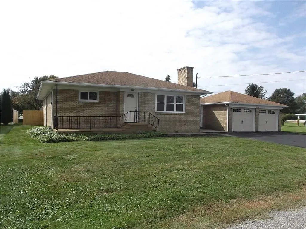 2906 Hampshire Rd photo 1