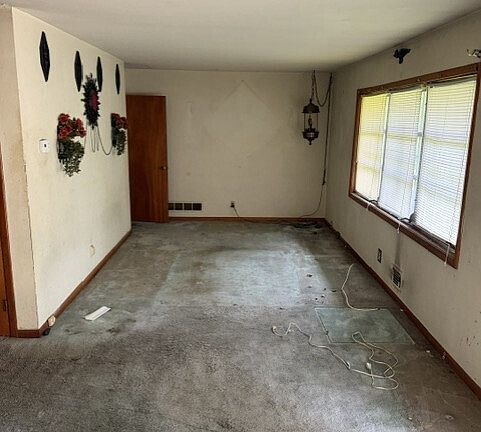 5th image of 1792 Buckeye St SW