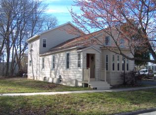 28 Macdonough St, Plattsburgh, NY 12901
