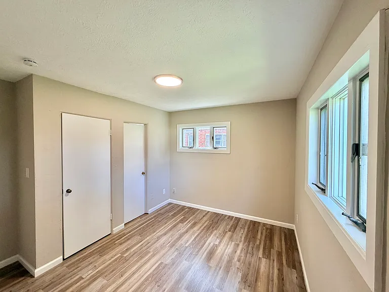 573 Hemlock Dr — Photo 15