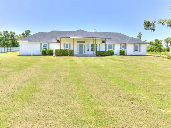 4217 Maxine Dr, Choctaw, OK 73020