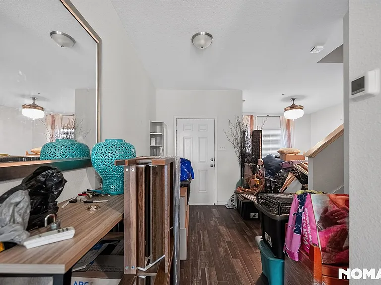 318 Dove Creek Ln — Photo 22