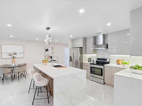 5th image of 8195 SW 142nd Ter