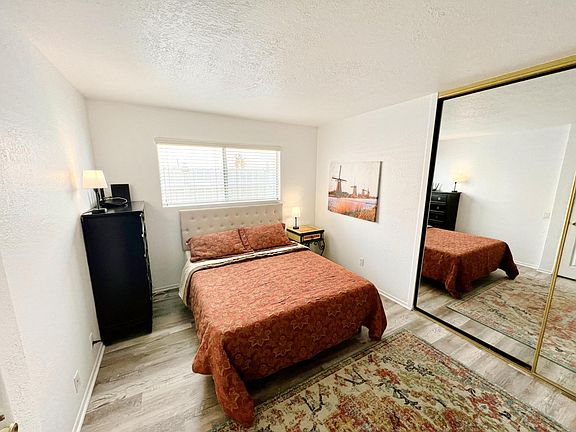 5th image of 4553 Colfax Ave #4553