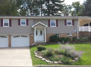 127 Shepherd Terrace Ave, Saint Clairsville, OH 43950