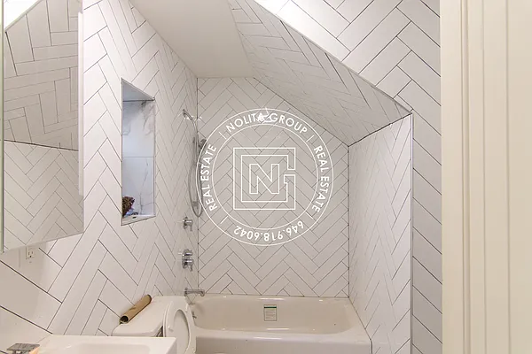 Rented by Nolita Group | media 19