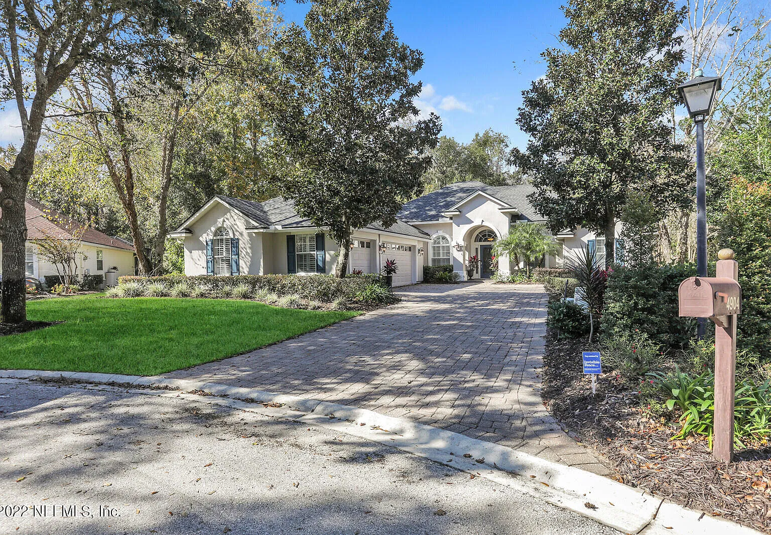4 bed, 3.0 bath, 2603 sqft, $3,250 — Photo 1