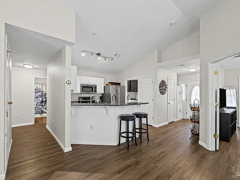 3747 Boardwalk Ct — Photo 20