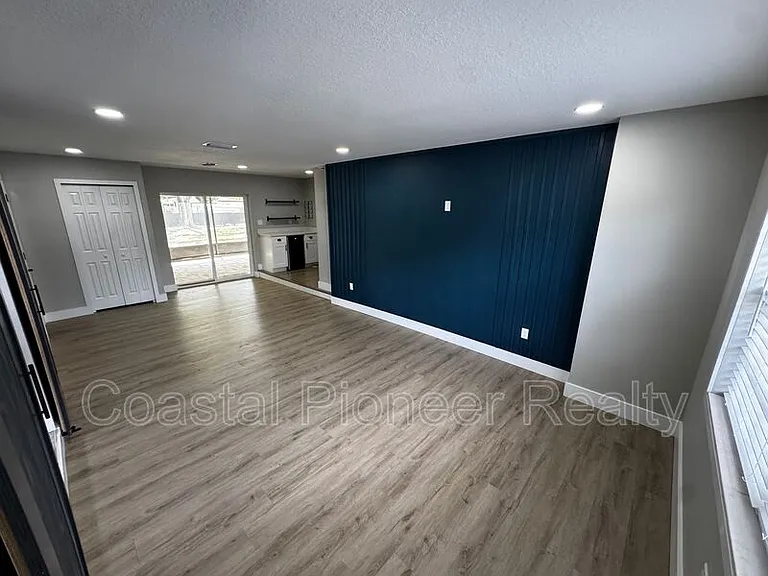 8711 N Wick Pl — Photo 25
