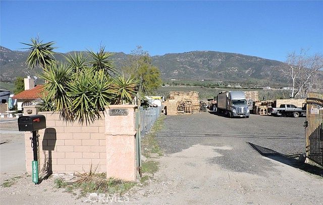 1st image of 18928 Cajon Boulevard
