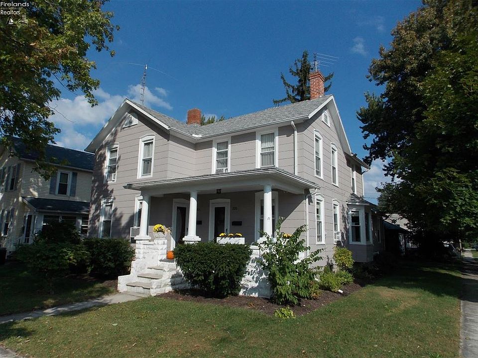 1st image of 200 W Stevenson St