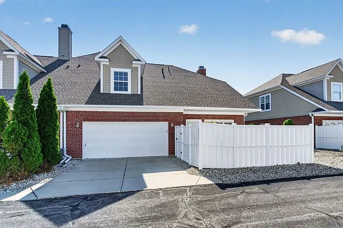 15552 Smithfield Dr — Photo 39