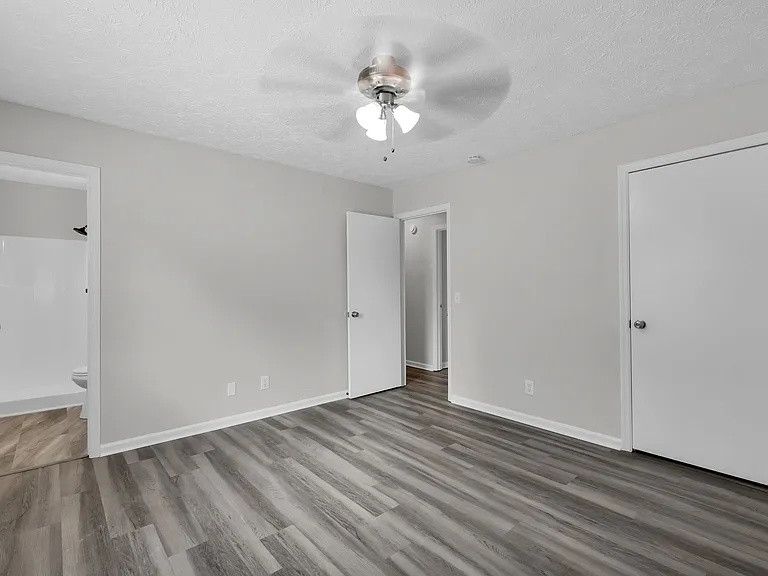 105 Crossover Ln — Photo 20