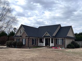 1080 Corie Crest Dr, Boiling Springs, SC 29316