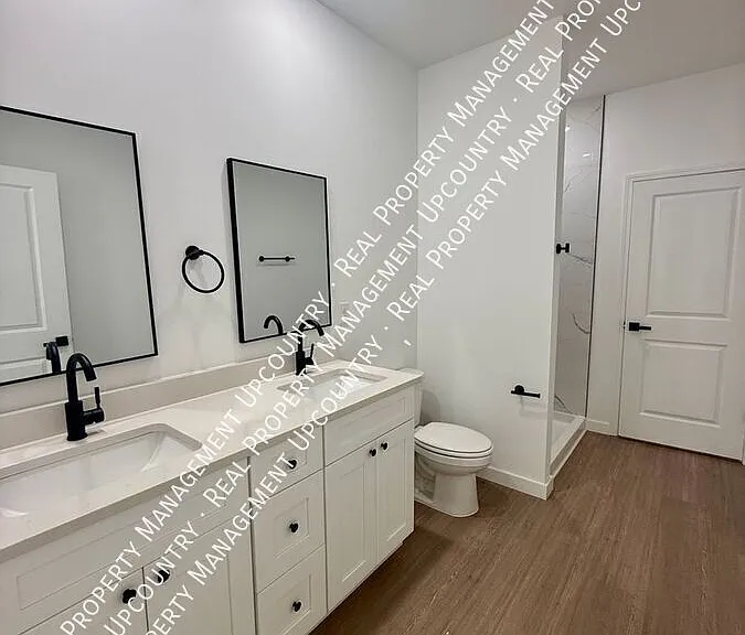 795 Lyman Rd — Photo 7