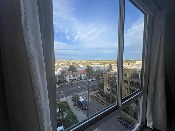 4th image of 1310 E Ocean Blvd Unit 701