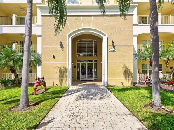 5049 SHOREWAY LOOP #1-201, ORLANDO, FL 32819
