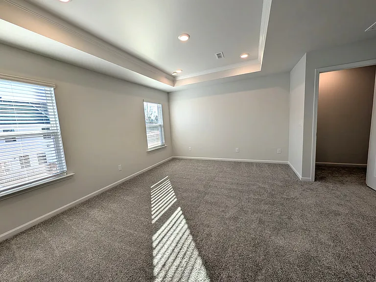 Upstairs Master Bedroom#2