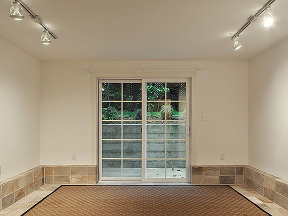 5th image of 730 Tennessee St