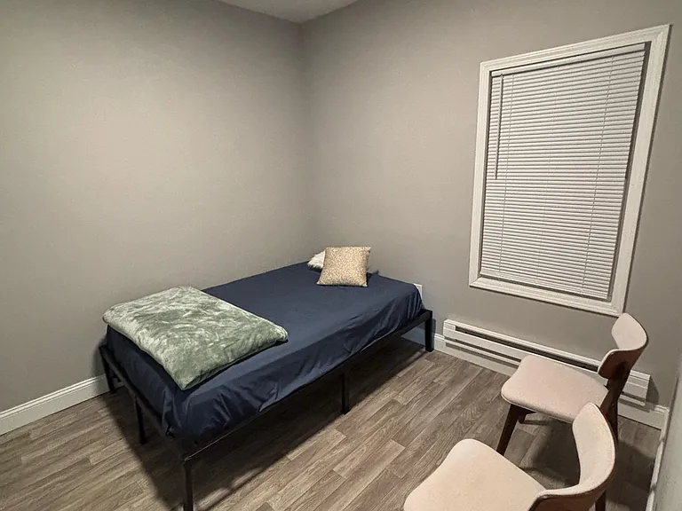2406 Fletcher St #1 — Photo 9