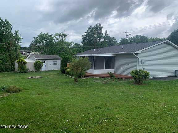 2nd image of 503 Old Edgemoor Lane