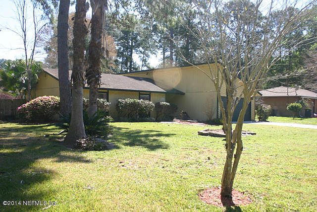 1st image of 12249 Governors Dr W