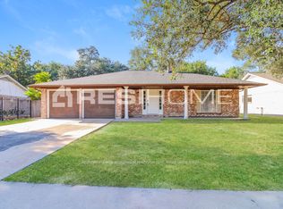 15943 Walnut Wood Dr, Houston, TX 77084