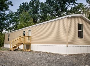 57 Jerome Dr, Cambridge, NY 12816