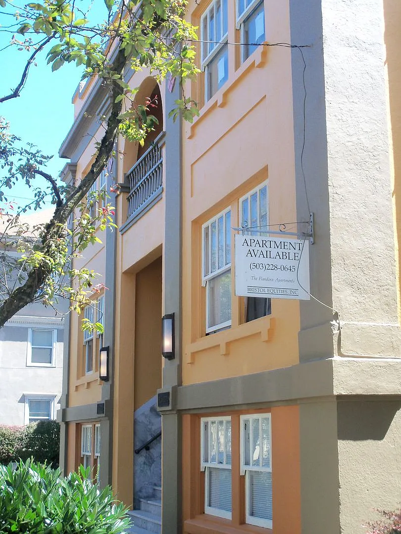 Flandora Apartments — Photo 3