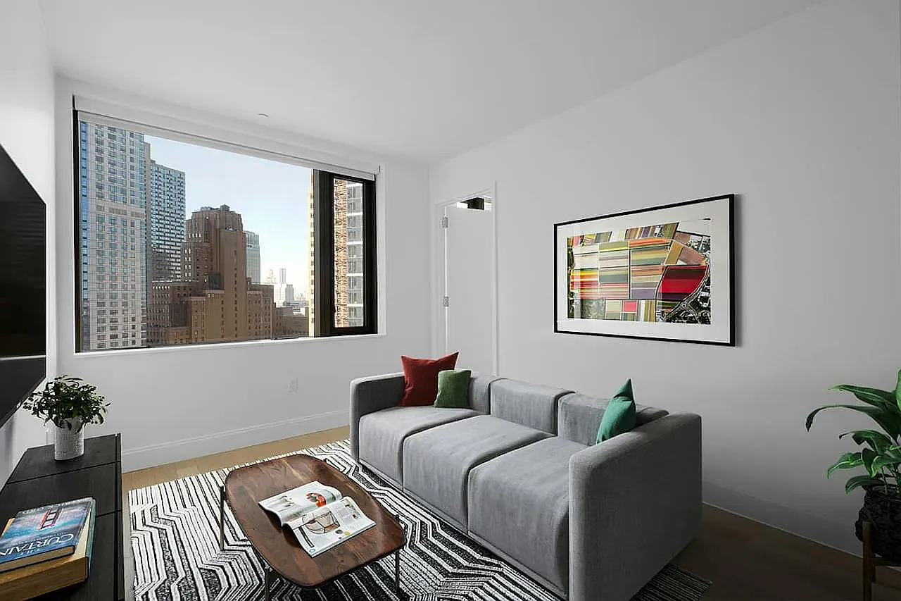 10 City Point — Photo 1