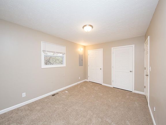 3rd image of 4120 Vina Villa Ave