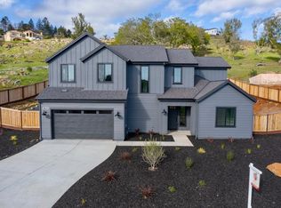 3633 Crown Hill Dr, Santa Rosa, CA 95404