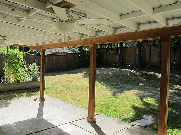 Back patio and garden.