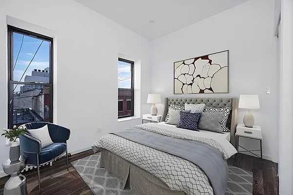 Rented by REAL New York | media 7