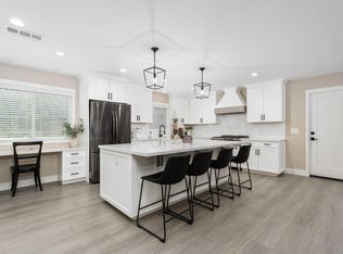 6220 S Clara Ave, Fresno, CA 93706