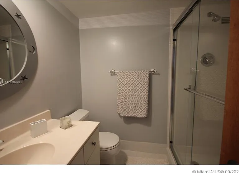 5161 Collins Ave #508 — Photo 22