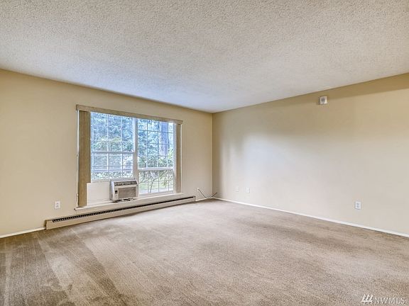 4th image of 3425 S 176th St Unit 112