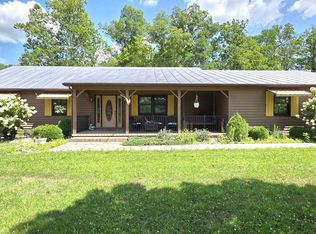 1600 Little Creek Rd, Frankfort, OH 45628