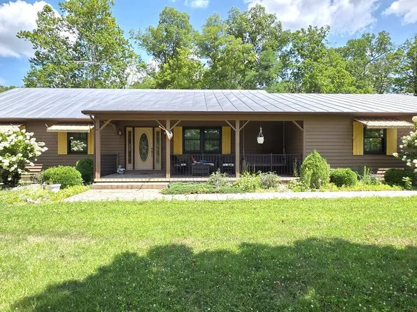 1600 Little Creek Rd, Frankfort, OH 45628