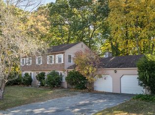 16 Rose Glen Dr, Andover, MA 01810