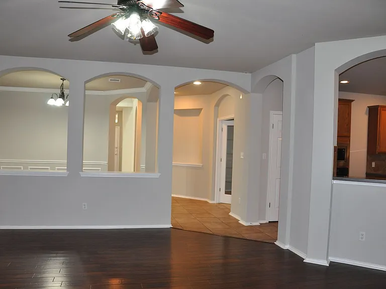 507 Las Colinas Dr — Photo 16